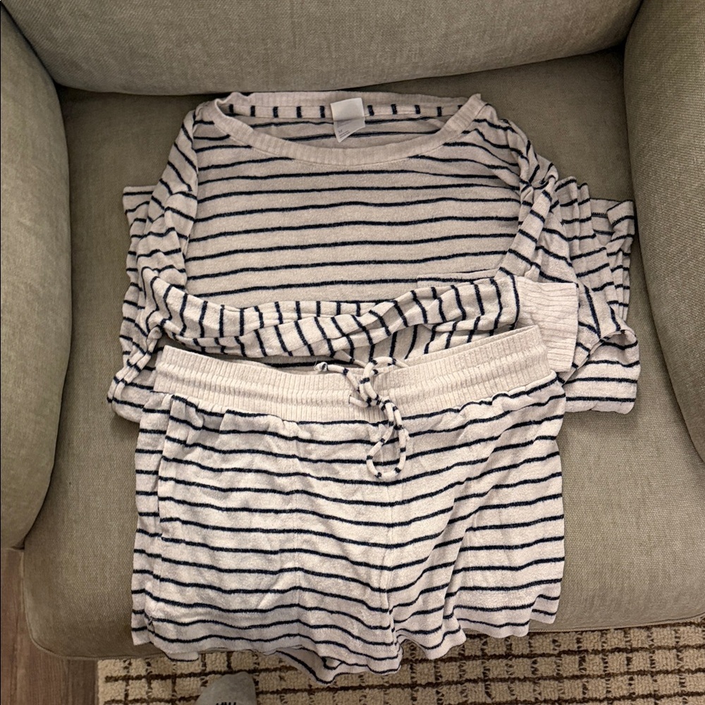 Stars Above Striped Cream and Black Lounge Set